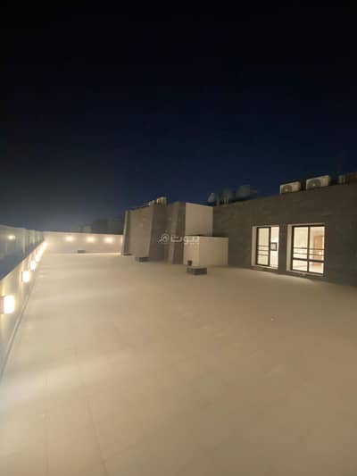 3 Bedroom Flat for Rent in East Riyadh, Riyadh - Roof Apartment 340 Sqm for rent