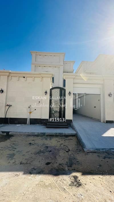 8 Bedroom Villa for Sale in Al Amanah, Dammam - Villa - Dammam - Amanah - AlBaida