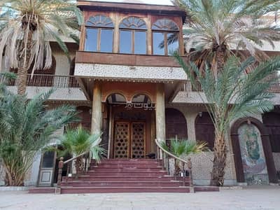 11 Bedroom Villa for Sale in North Jeddah, Jeddah - Palace for sale on Mohamed Ali Al-Harkan Street, Andalus District, Jeddah City, Makkah Region