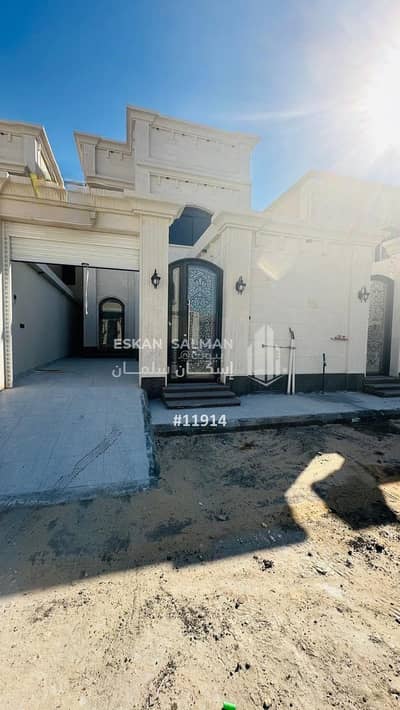 8 Bedroom Villa for Sale in Al Amanah, Dammam - Villa - Dammam - Amanah - Al-Bayda