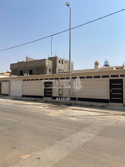 8 Bedroom Villa for Sale in Taiba, Riyadh Al Khabra - Villa - Riyadh Al-Khubara - Riyadh Al-Khubara