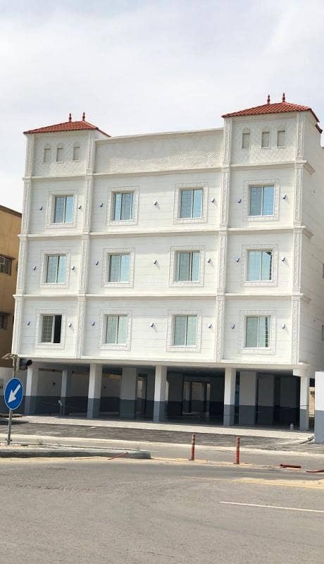 Apartment in Badr 5 bedrooms 455000 SAR - 87615153