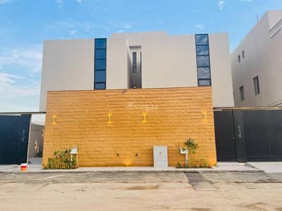 7 Bedroom Villa for Sale in East Riyadh, Riyadh - Villa in East Riyadh，Al Rimal 7 bedrooms 2100000 SAR - 87615202