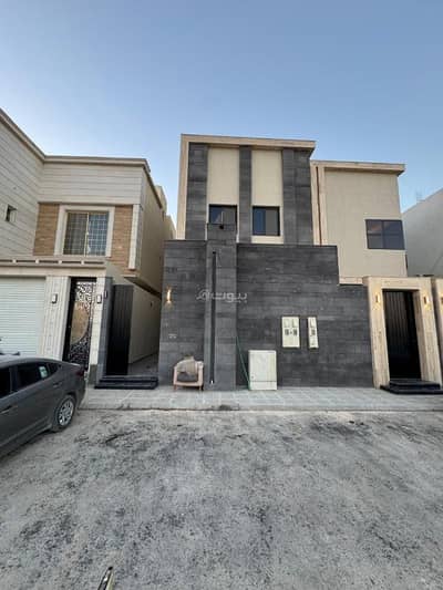 3 Bedroom Floor for Sale in East Riyadh, Riyadh - New upper floor for sale in Al Janaderiya district