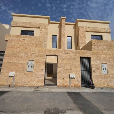 5 Bedroom Villa for Sale in East Riyadh, Riyadh - Townhouse for sale in Al Yarmouk district with a prime location and close to all amenities