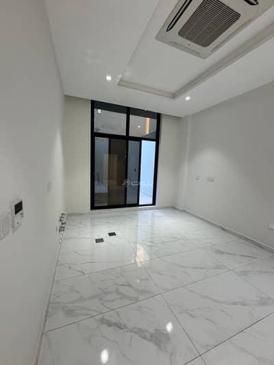 6 Bedroom Villa for Sale in Al Buhairah, Al Khobar - Villa for sale in Al Buhairah, Al Khobar