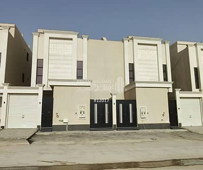 5 Bedroom Flat for Sale in East Riyadh, Riyadh - Townhouse apartment - Riyadh - Al Janadriyah neighborhood