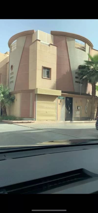 6 Bedroom Villa for Rent in North Riyadh, Riyadh - "Villa for rent on Light of the Morning Street, Al-Rahmaniya District, Riyadh City