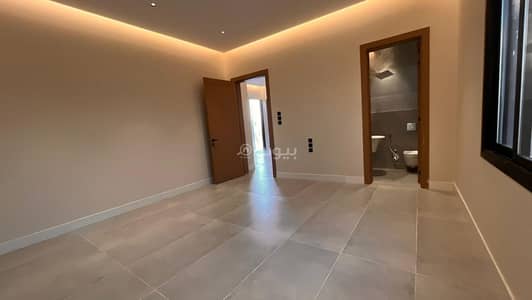 8 Bedroom Villa for Sale in East Riyadh, Riyadh - 8 Bedroom Villa For Sale in Al Jannaderiya, Riyadh