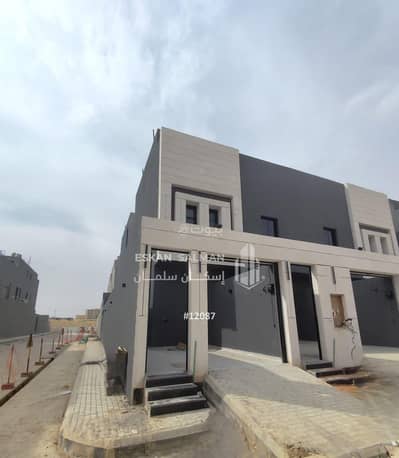 5 Bedroom Floor for Sale in West Riyadh, Riyadh - Durr - Riyadh - Tuwaiq