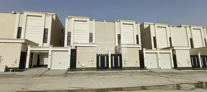 6 Bedroom Villa for Sale in East Riyadh, Riyadh - Villa Townhouse - Riyadh - Al Janaderiya