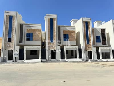 9 Bedroom Flat for Sale in An Nuzhah 1, Ahad Rafidah - Roof apartment - One of Rafidah - Al Nozha 1 (Al Derb)