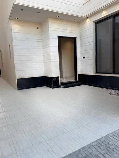 5 Bedroom Floor for Sale in East Riyadh, Riyadh - Baiyan neighborhood