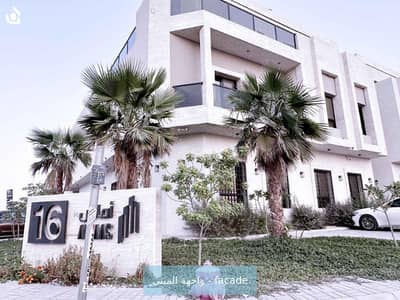 3 Bedroom Villa for Rent in East Riyadh, Riyadh - Townhouse for rent in Al Ramal district