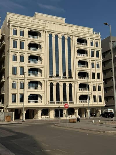 7 Bedroom Flat for Sale in North Jeddah, Jeddah - Luxury apartment for sale in Al Suwari neighborhood, North Obhur Al-Shamaliyah, Jeddah, North Jeddah