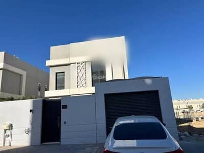 4 Bedroom Villa for Sale in North Riyadh, Riyadh - 4-Bedroom Villa For Sale in King Khalid International Airport District, Riyadh