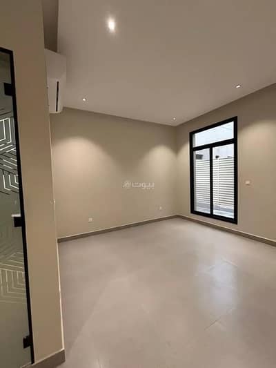 4 Bedroom Floor for Rent in East Riyadh, Riyadh - Floor for rent on Muhammad bin Lababah Street, Al-Rimal District, Riyadh City