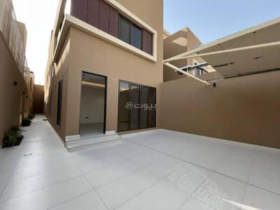 3 Bedroom Floor for Rent in North Riyadh, Riyadh - Residential complex in Al-Malga neighborhood