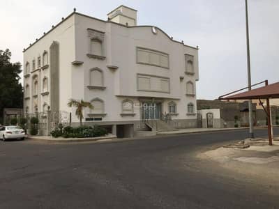 Building for Sale in North Jeddah, Jeddah - Building for sale in a prime location in Al Safa neighborhood