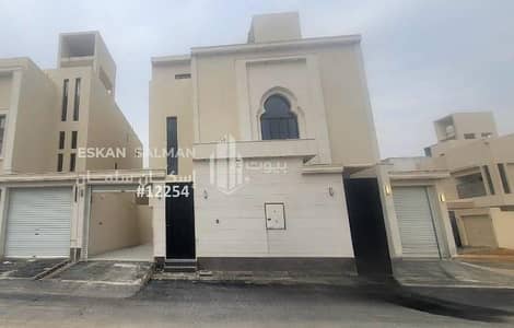 4 Bedroom Apartment for Sale in South Riyadh, Riyadh - Townhouse apartment - Riyadh - Badr