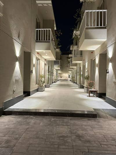 4 Bedroom Apartment for Rent in North Riyadh, Riyadh - Townhouse villa in Al Aridh neighborhood for rent 🌺💥 Price 120 thousand annually