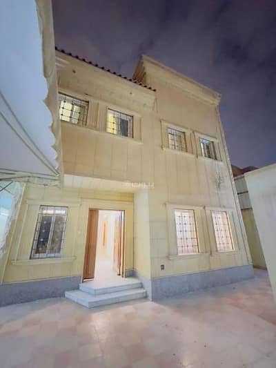 3 Bedroom Villa for Sale in East Riyadh, Riyadh - 3 bedroom villa for sale in Seville, Riyadh