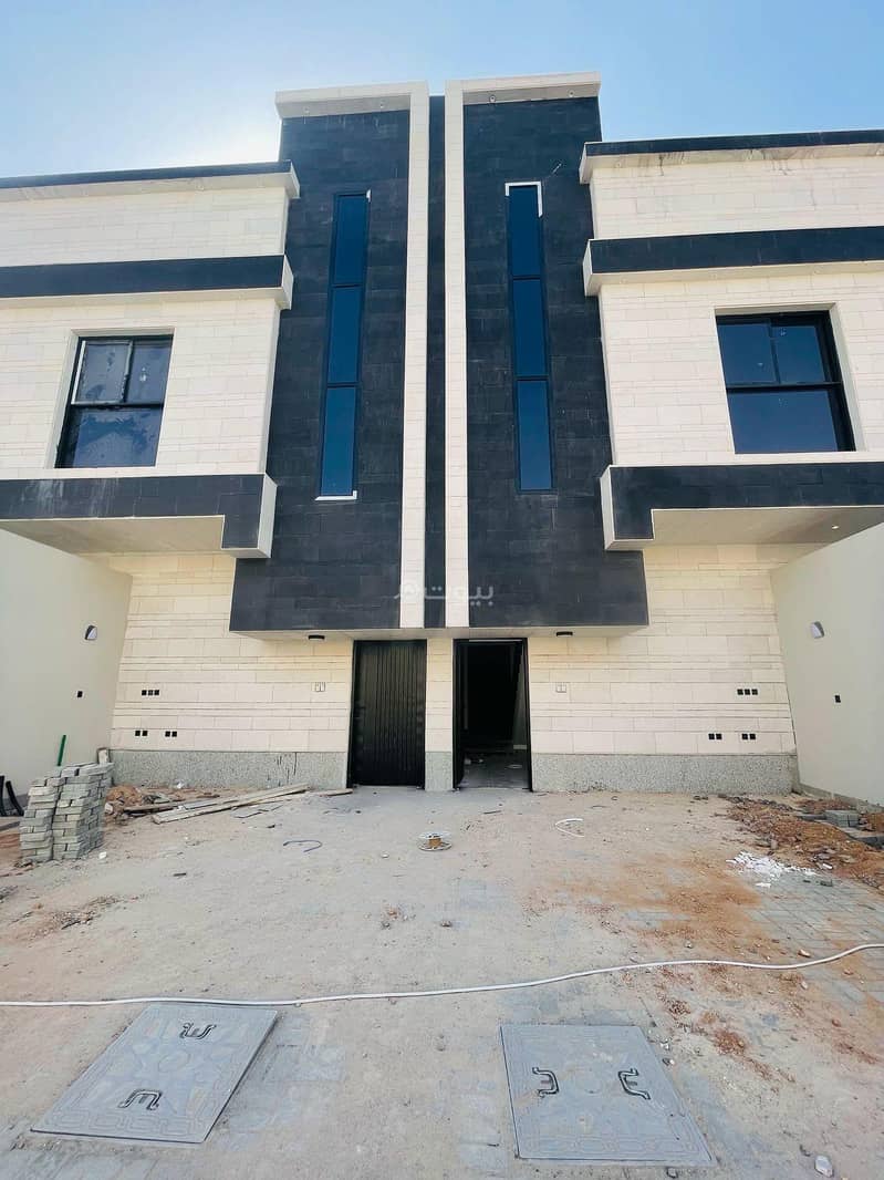 Floor in East Riyadh，Al Munsiyah 4 bedrooms 1350000 SAR - 87618108