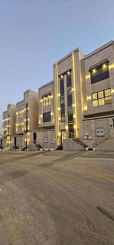 5 Bedroom Flat for Sale in Al Dhurfah, Khamis Mushait - Luxurious apartments and floors for sale in Al Kas residential district