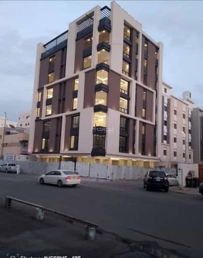 5 Bedroom Apartment for Sale in North Jeddah, Jeddah - Luxurious apartments for sale in Al Salamah, North Jeddah