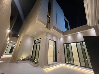 6 Bedroom Villa for Sale in East Riyadh, Riyadh - Opportunity for those interested in private housing Internal staircase and apartment in Al-Muwa'nsiah neighborhood