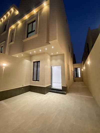 4 Bedroom Floor for Sale in East Riyadh, Riyadh - Floor in East Riyadh，Al Khaleej 4 bedrooms 1250000 SAR - 87618240