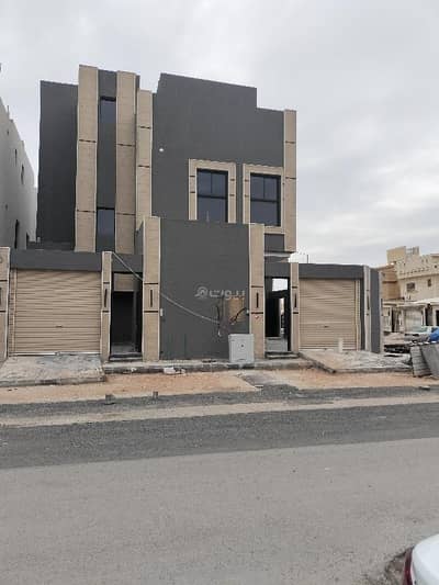 4 Bedroom Floor for Sale in East Riyadh, Riyadh - Floor in East Riyadh，Al Munsiyah 4 bedrooms 1550000 SAR - 87618457