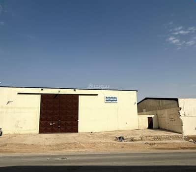 Warehouse for Rent in East Riyadh, Riyadh - Warehouse in East Riyadh，Al Sulay 250000 SAR - 87618645