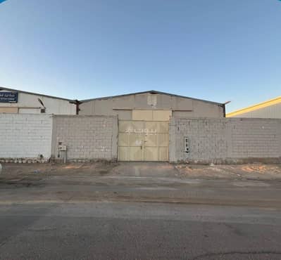 Warehouse for Rent in East Riyadh, Riyadh - Warehouse in East Riyadh，Al Sulay 190000 SAR - 87618648