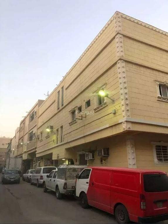 Building for sale on Wadi Al Laham Street, Manfouha district, Riyadh city