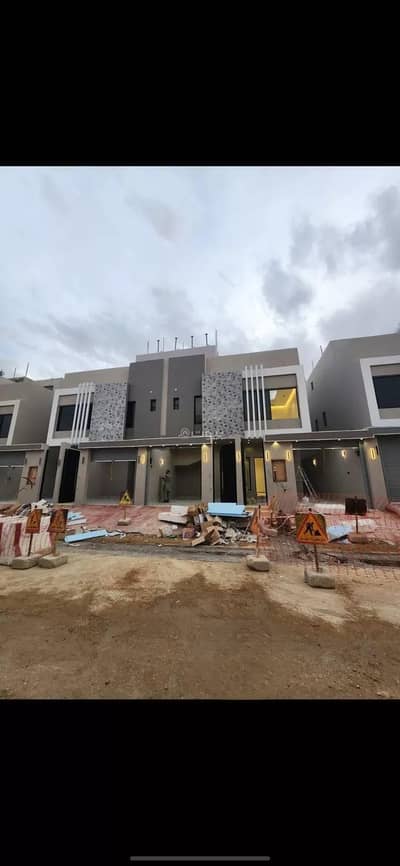 4 Bedroom Floor for Sale in South Riyadh, Riyadh - 4 Bedroom Floor For Sale in Badr, Riyadh