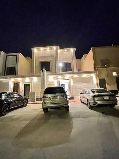 11 Bedroom Villa for Sale in West Riyadh, Riyadh - Villa for sale in Al-Muhaidib, Riyadh