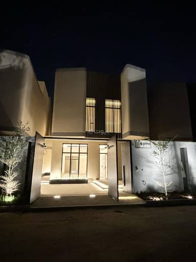 5 Bedroom Villa for Sale in North Riyadh, Riyadh - Modern duplex villa with a contemporary design 250 sqm in a prime location close to all services and main roads