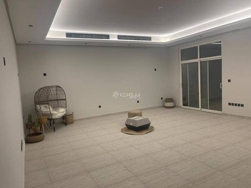 Special apartment with a yard in Al Majidiyah in the Western Nakheel neighborhood, area of 139 sqm