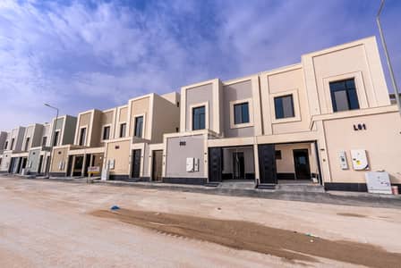 4 Bedroom Floor for Sale in East Riyadh, Riyadh - 4 Bedrooms Floor For Sale in Al Marjan, Riyadh