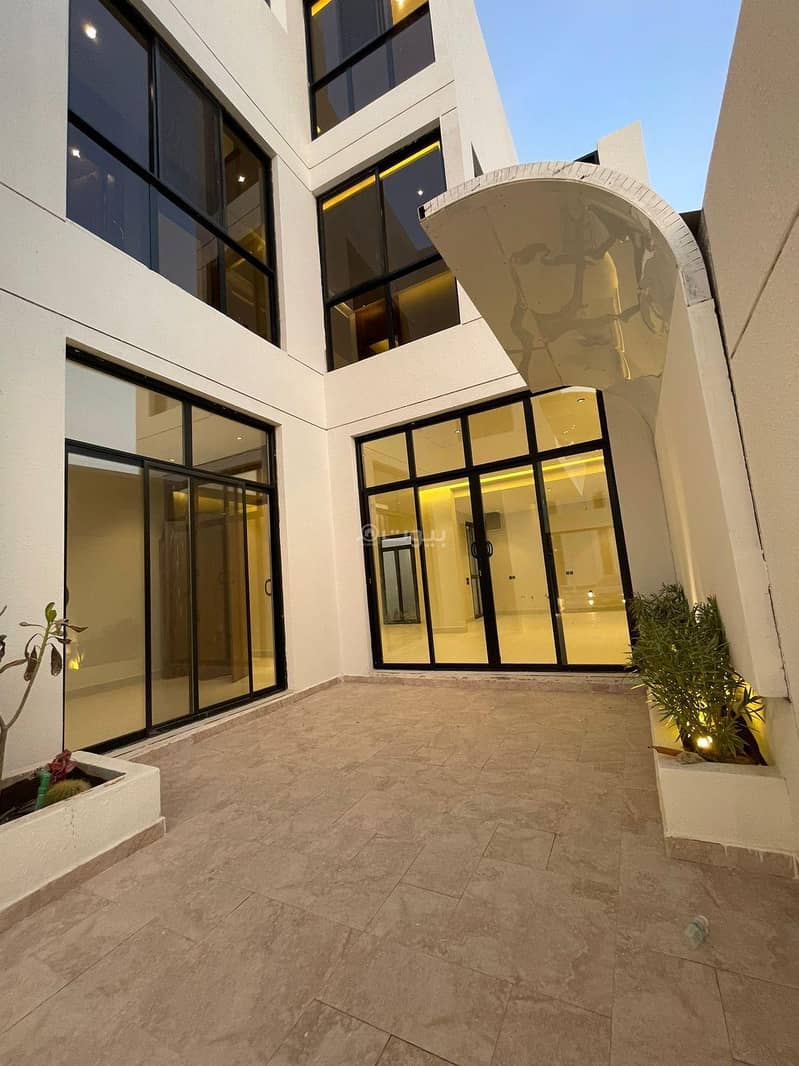 6 Bedroom Villa For Sale in Al-Mahdiyah, Riyadh