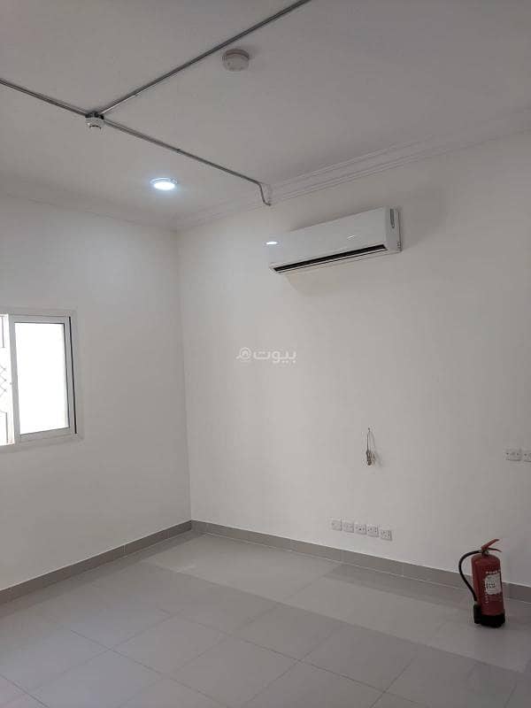 Office for rent in Al Malaz neighborhood