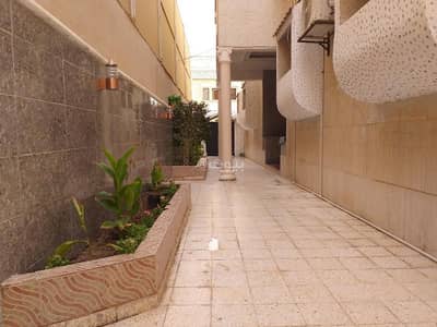 Building for Sale in North Jeddah, Jeddah - Building for sale in Al-Murjan, Jeddah