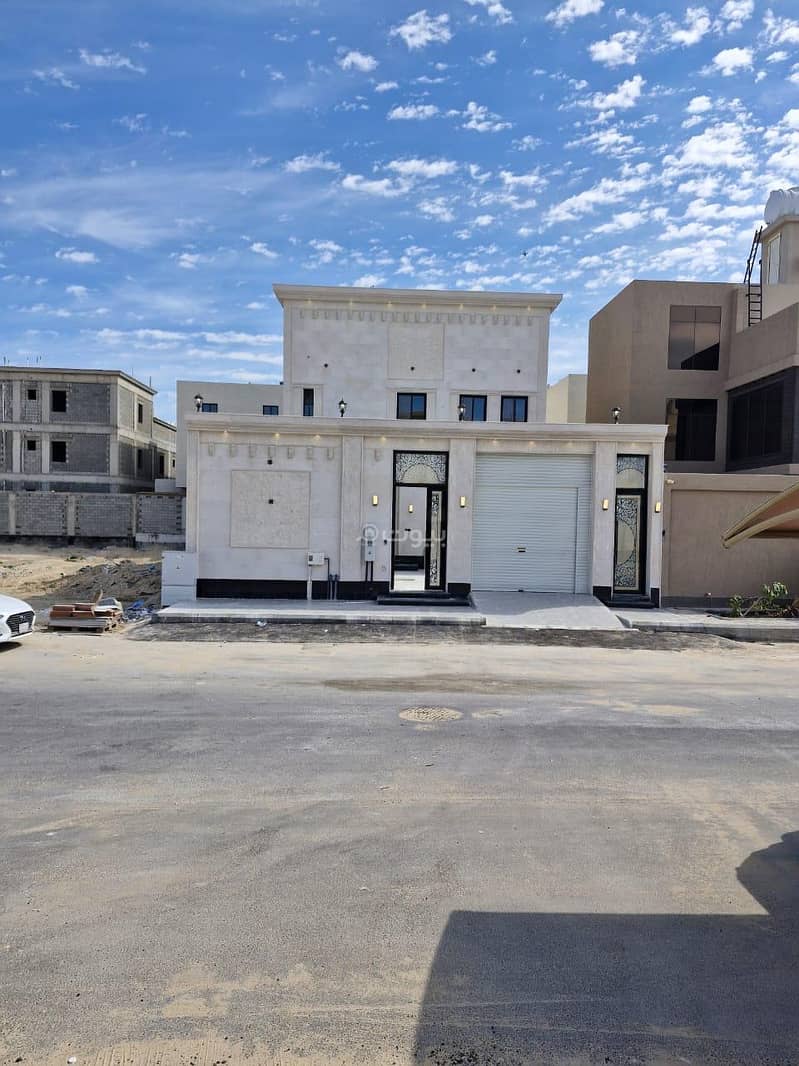 6 Bedroom Villa For Sale in Al Sheraa, Al Khobar