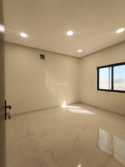 5 Bedroom Flat for Rent in Al Shulah, Dammam - Spacious apartment for rent in Al Fakhriyah Tower in Shu'la neighborhood