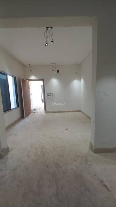 4 Bedroom Floor for Sale in East Riyadh, Riyadh - Floor in East Riyadh，Al Murjan 4 bedrooms 970000 SAR - 87621611