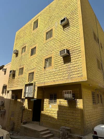 Building for Sale in Central Riyadh, Riyadh - Building for sale on Al Mahd Street, Al Morqab neighborhood, Riyadh city, Riyadh province