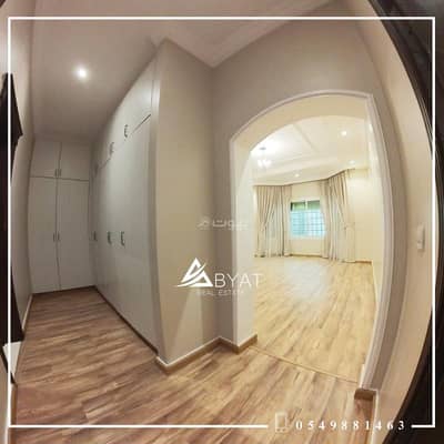 8 Bedroom Villa for Rent in North Jeddah, Jeddah - Villa for rent in Jeddah, Al Shati neighborhood, offers villas for rent on the beach