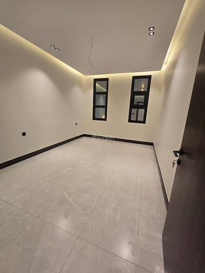 4 Bedroom Apartment for Sale in North Jeddah, Jeddah - Large and luxurious apartment for sale, accepts all banks directly from the owner