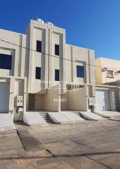 6 Bedroom Apartment for Sale in Al Maealaa, Ahad Rafidah - Apartment - One Raffida - Darb Al-Aqeeda District, Al-Nuzhah